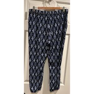 White House Black Market The Jogger Cropped, Size S